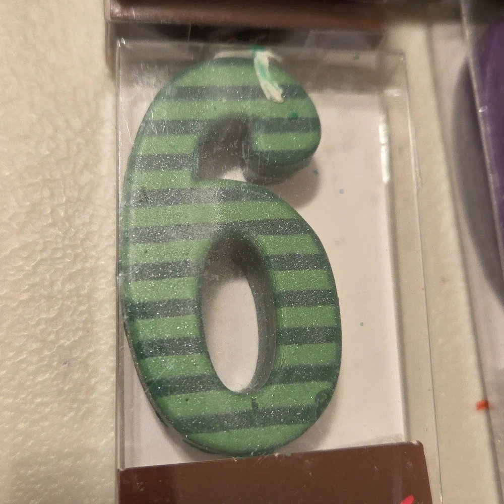 New PAPYRUS #6 Candles (6pk)